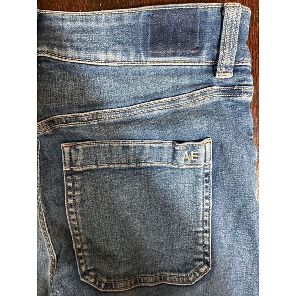 American Eagle Super Hi-Rise Flare Size 6 - Picture 9 of 15
